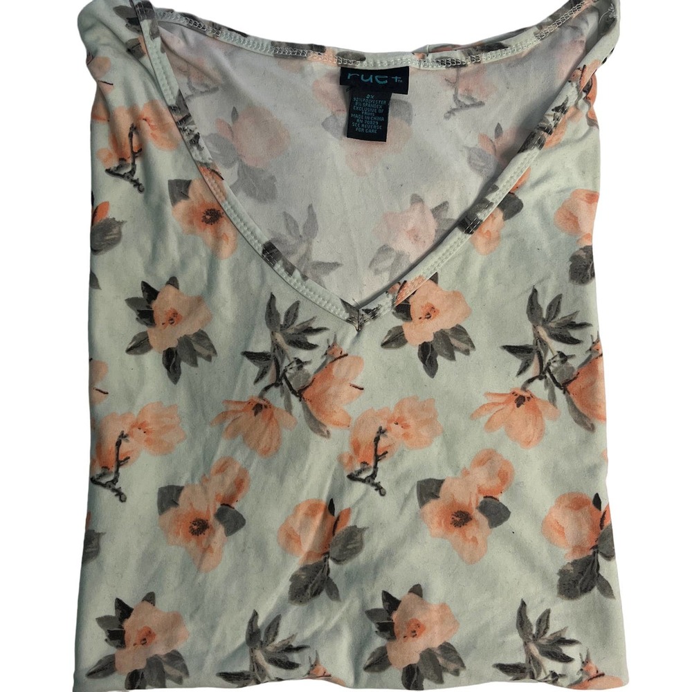 Rue+ Light Blue Floral Blouse, XL, V-Neckline, Petal Sleeves
